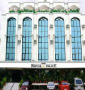 Hotel Royal Palace Jālgaon Kültér fotó